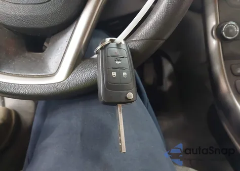 2013 Chevrolet Malibu 1Ls z USA, uszkodzony, nr VIN 1G11B5SA9DF195481